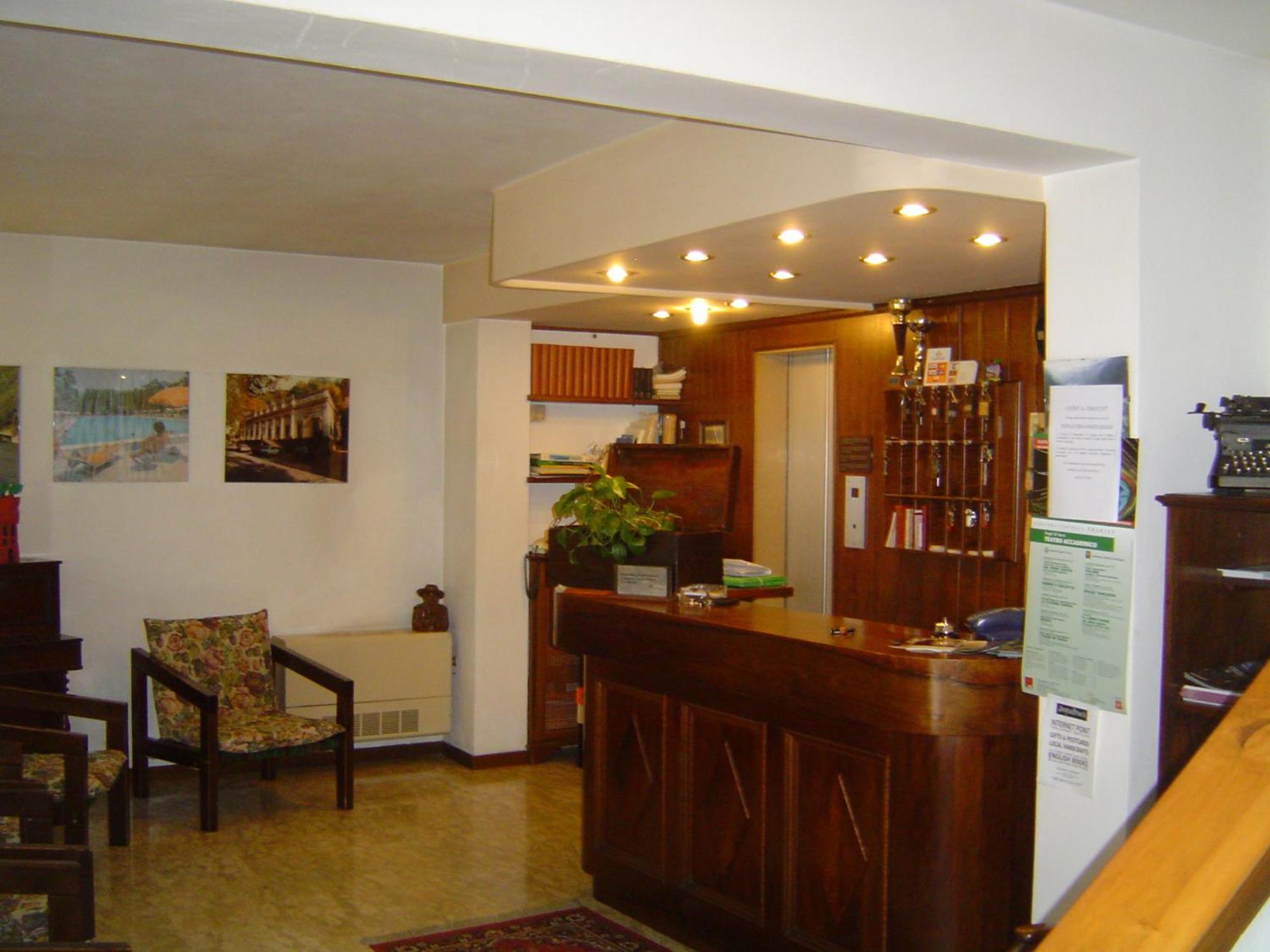 Bridge Hotel باني دي لوكا المظهر الخارجي الصورة